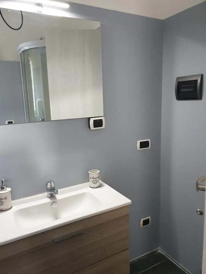 Romeo1 Apartment Gallarate 0*,  Italy